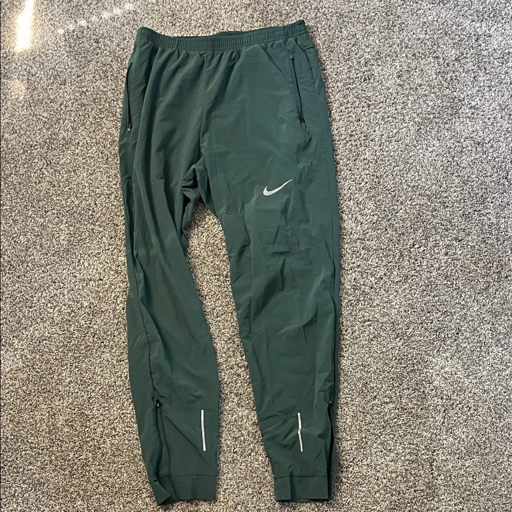 Nike Men's Dark Green Joggers